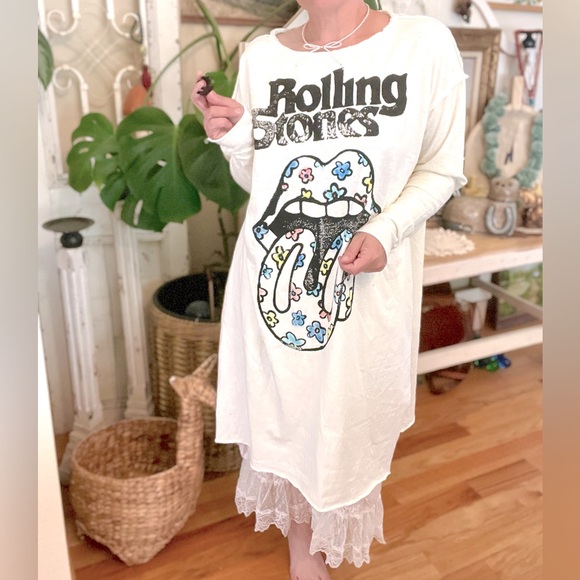 Tops - New! People of Leisure The Rolling Stones Flower Press T Shirt Dress